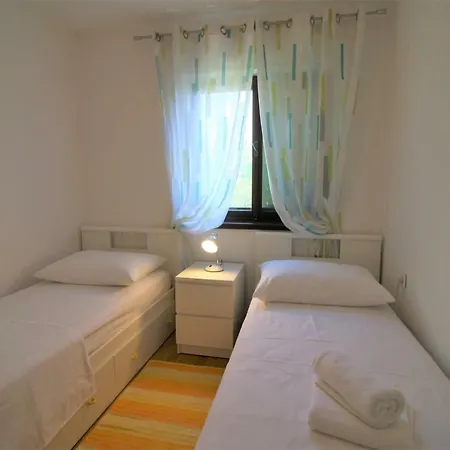 Apartment Lantana *